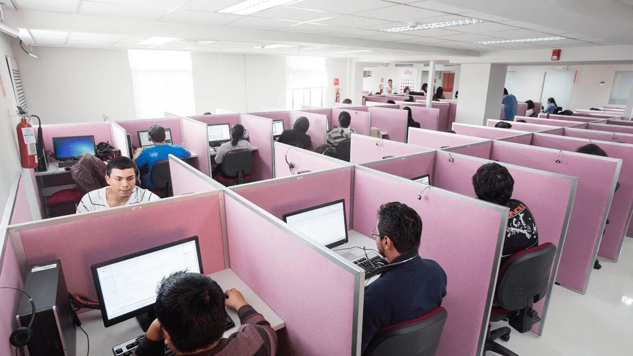 Peru Trabajador De Call Center Intervenido Dio Positivo En