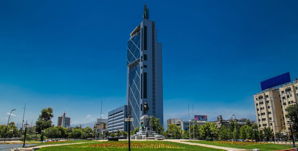 Chile: Telefónica vende 60% de su FTTH a KKR